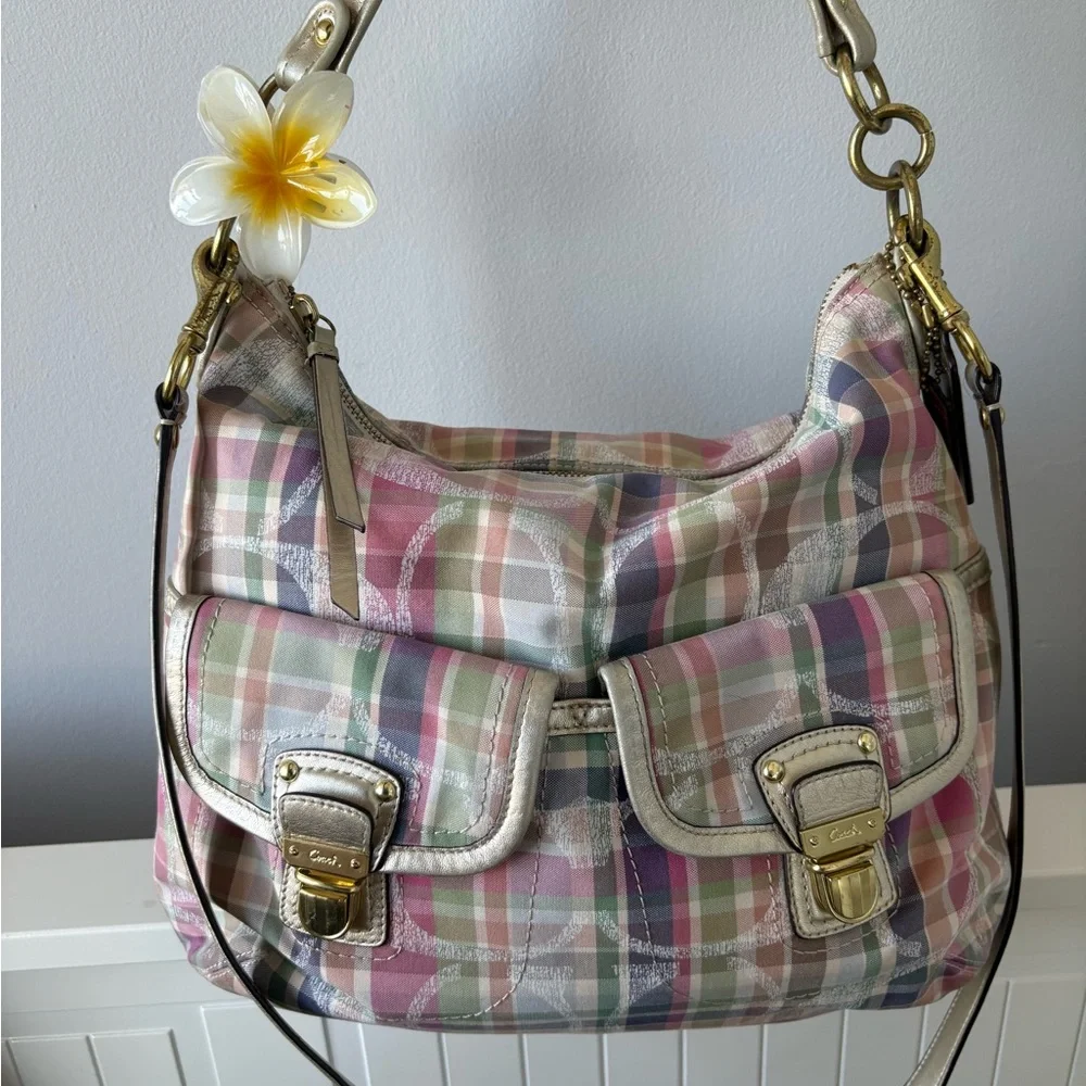 SOLD Coach Poppy Pink Pastel Plaid Shoulder Bag with Gold Hardware - Picture 4 of 11